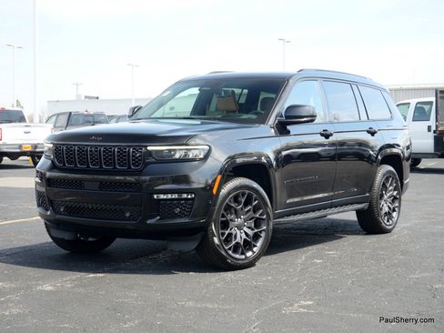 Used 2025 Jeep Grand Cherokee L Summit image 12