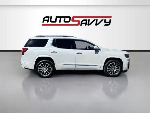 Used 2023 GMC Acadia Denali w/ Denali Technology Package FWD image 8