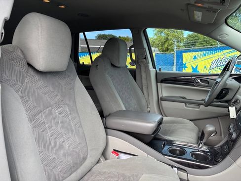 Used 2015 Buick Enclave Convenience FWD image 17