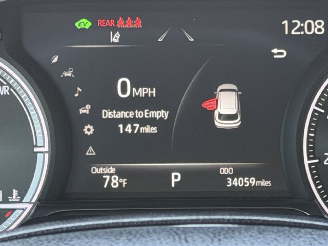 Used 2024 Toyota Venza XLE AWD/4WD image 15