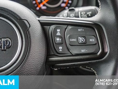 Used 2025 Jeep Wrangler Unlimited Sport AWD/4WD image 31