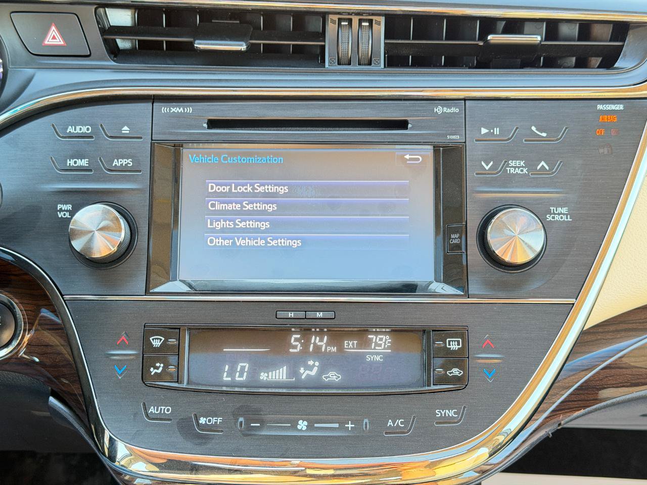 Used 2015 Toyota Avalon XLE Touring FWD image 58