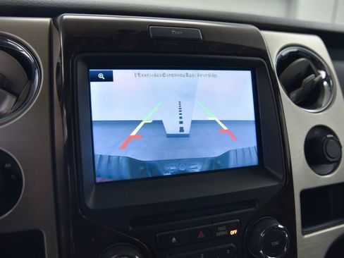 Used 2014 Ford F150 Platinum image 21