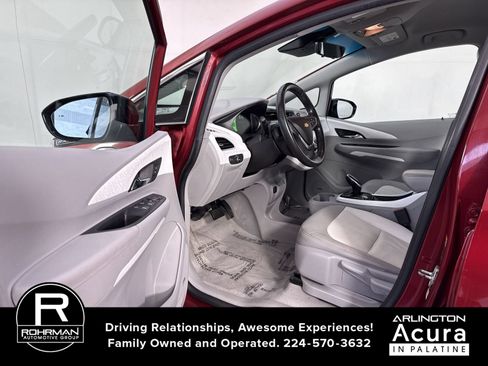 Used 2020 Chevrolet Bolt Premier FWD image 5