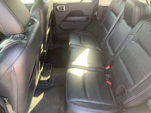 Used 2018 Jeep Wrangler Unlimited Sahara w/ Safety Group image 24