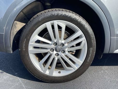 Used 2018 Audi Q5 2.0T Premium Plus w/ Premium Plus Package AWD/4WD image 9