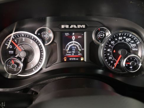 Used 2020 RAM 1500 Big Horn AWD/4WD image 4