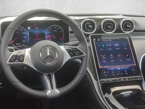 Used 2024 Mercedes-Benz C 300 4MATIC Sedan image 18
