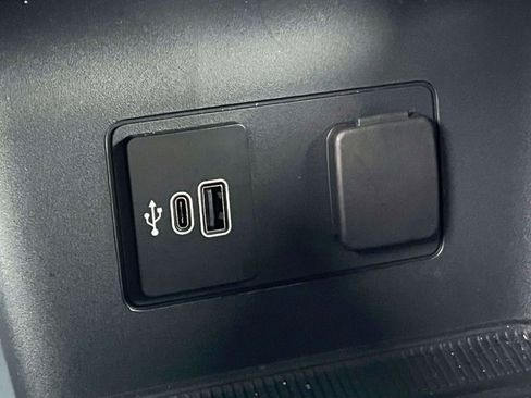 Used 2026 Ford Explorer ST-Line AWD/4WD image 36