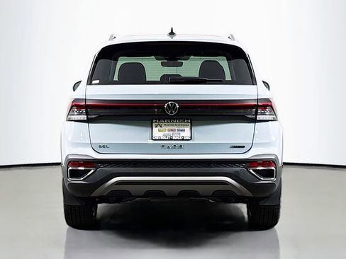 New 2026 Volkswagen Taos SEL AWD/4WD image 6