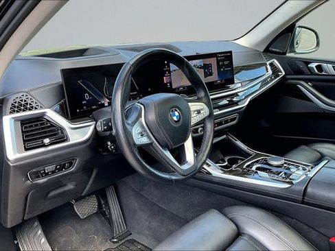 Used 2023 BMW X7 xDrive40i AWD/4WD image 11