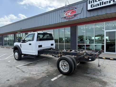 Used 2018 Ford F550 4x4 Regular Cab Super Duty image 4