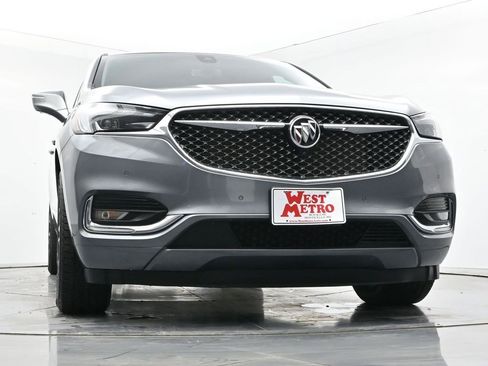 Used 2021 Buick Enclave Avenir w/ Avenir Technology Package image 37