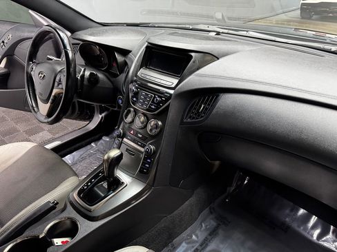 Used 2016 Hyundai Genesis 3.8 image 41