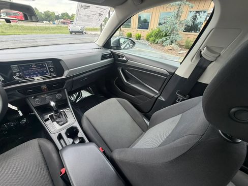 Used 2020 Volkswagen Jetta S FWD image 38