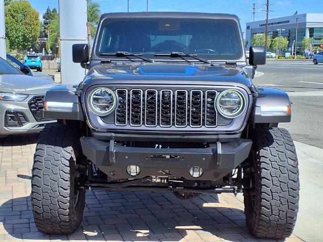 Used 2021 Jeep Wrangler Unlimited Rubicon 4xe w/ Cold Weather Group AWD/4WD image 2