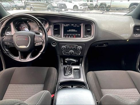 Used 2022 Dodge Charger R/T w/ Blacktop Package RWD image 7