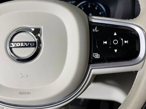 Used 2022 Volvo XC90 T6 Momentum w/ Advanced Package AWD/4WD image 33