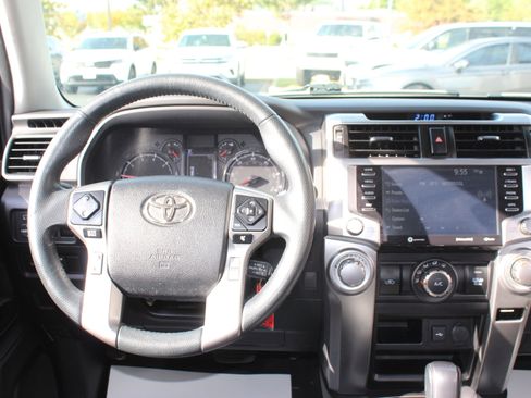 Used 2020 Toyota 4Runner SR5 image 24