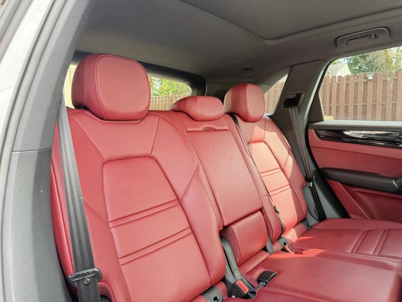 Used 2019 Porsche Cayenne S AWD/4WD image 29
