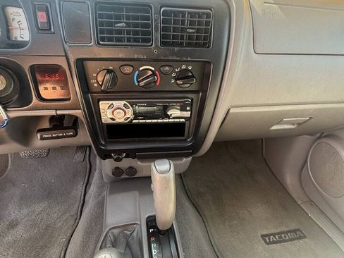 Used 2004 Toyota Tacoma 4x4 Double Cab image 14
