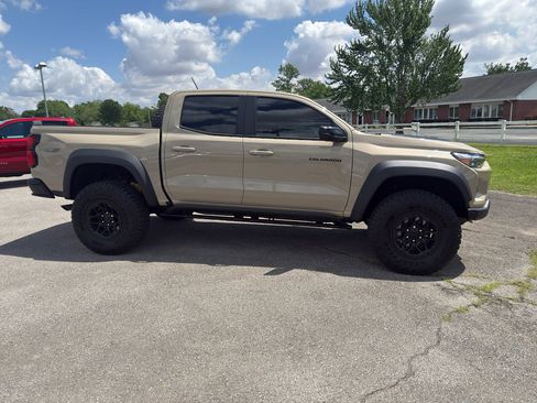 Used 2024 Chevrolet Colorado ZR2 w/ ZR2 Bison Edition AWD/4WD image 2