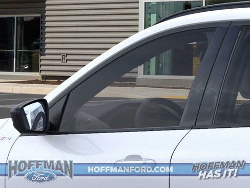 New 2024 Ford Escape ST-Line FWD image 20
