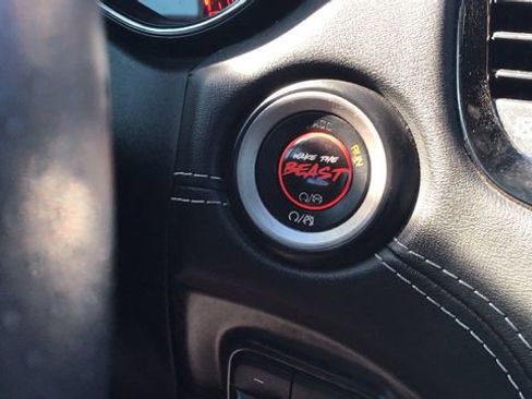 Used 2020 Dodge Durango SRT w/ SRT Interior Appearance Group image 22