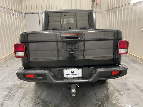 Used 2023 Jeep Gladiator Willys image 21