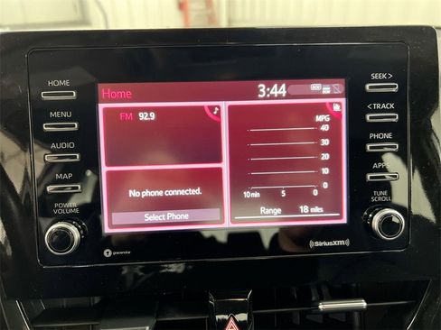 Used 2023 Toyota Camry SE image 14