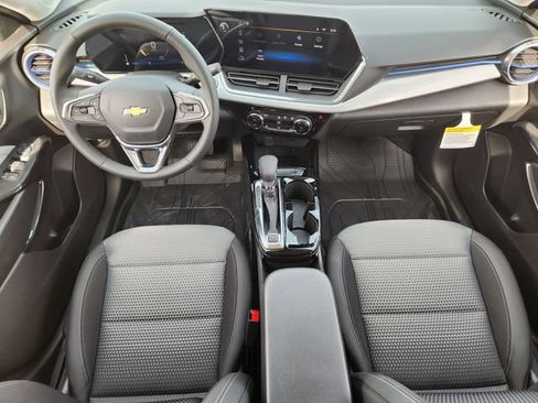 New 2026 Chevrolet Trax LT w/ Driver Confidence Package FWD image 20