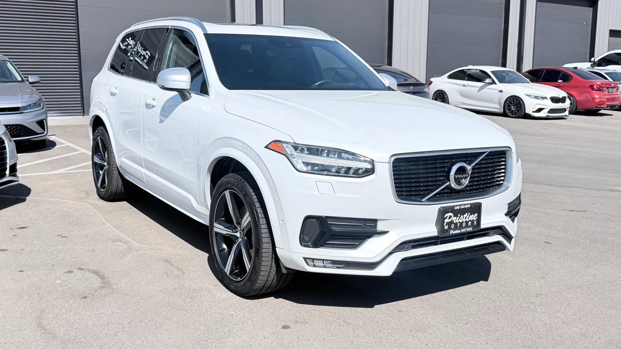 Used 2019 Volvo XC90 T6 R-Design w/ Advanced Package AWD/4WD image 2