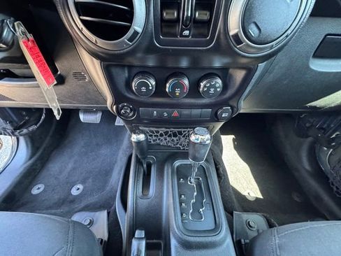Used 2016 Jeep Wrangler Unlimited Sport w/ Quick Order Package 24S AWD/4WD image 21