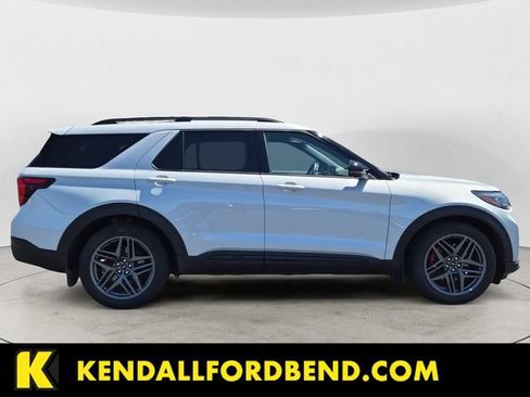 Used 2026 Ford Explorer ST w/ Sun And Sound Package AWD/4WD image 4
