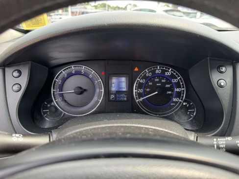 Used 2017 INFINITI QX50 AWD w/ Premium Plus Package image 22