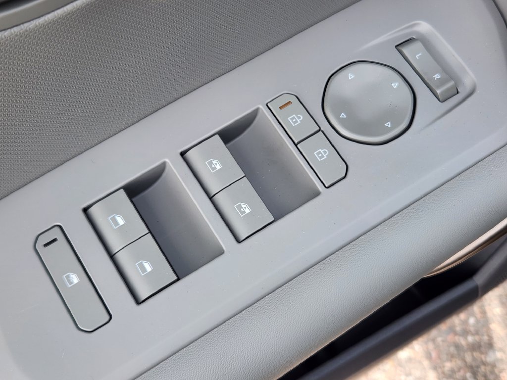 New 2027 Kia Seltos X-Line SX AWD/4WD image 9