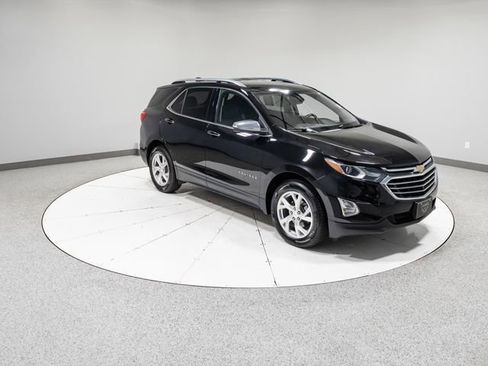Used 2020 Chevrolet Equinox Premier AWD/4WD image 30