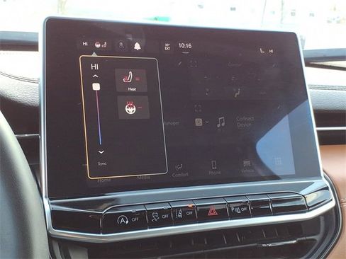 Used 2024 Jeep Compass Limited image 19