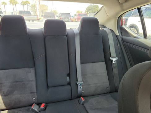 Used 2021 Nissan Sentra SR FWD image 12
