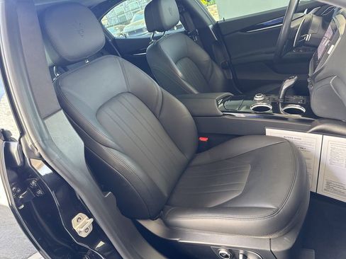 Certified 2023 Maserati Ghibli Modena RWD image 19