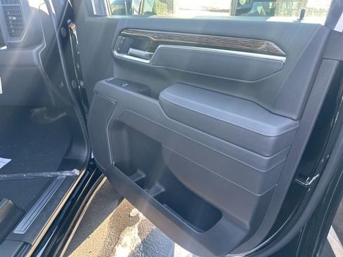 New 2026 GMC Sierra 2500 SLE image 24