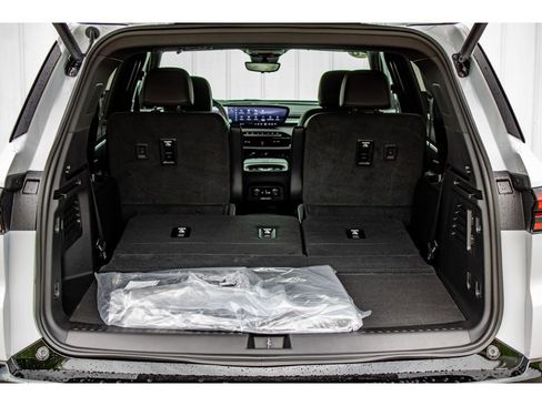 New 2026 Buick Enclave Sport Touring w/ Super Cruise Package image 31