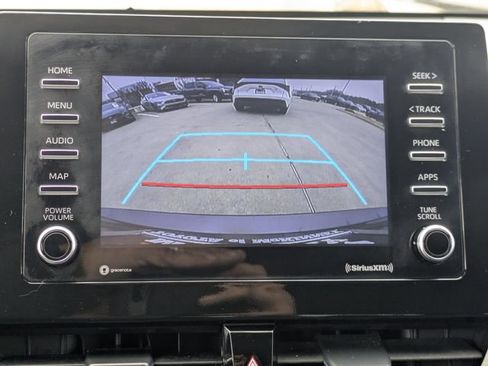 Used 2024 Toyota Camry SE image 18