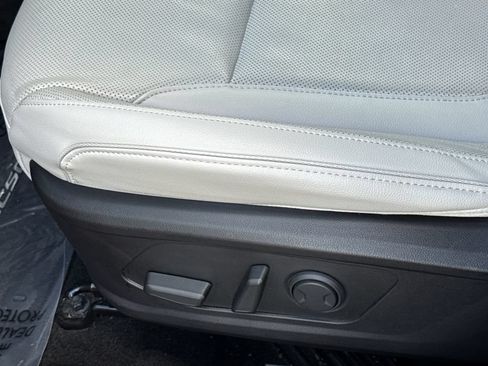 Used 2022 Hyundai Tucson SEL w/ Convenience + Premium Package FWD image 24