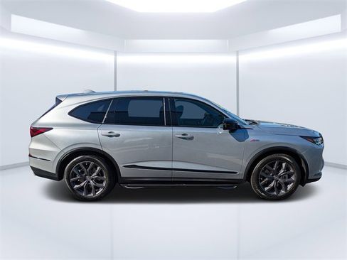 Used 2022 Acura MDX A-Spec image 2