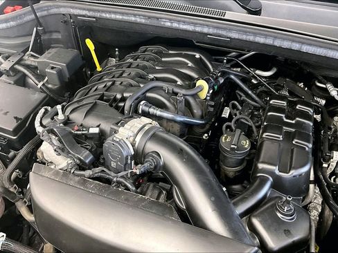 Used 2016 Dodge Durango Citadel w/ Premium Entertainment Group image 35