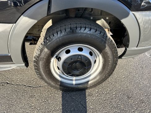 Used 2016 Ford Transit 250 148 Medium Roof image 13