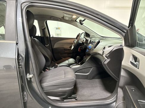 Used 2014 Chevrolet Sonic LT FWD image 20