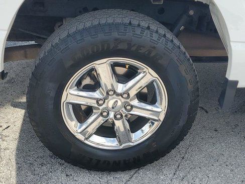 Used 2025 Ford F150 XLT w/ Equipment Group 301A Standard AWD/4WD image 9