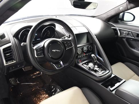 Used 2020 Jaguar F-TYPE R AWD/4WD image 12